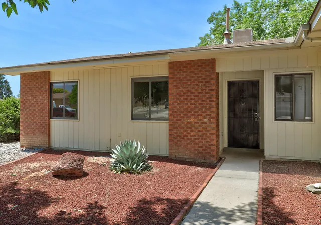 Photo 3 of Single family home for sale at 8546 Yeager Dr Ne, Albuquerque, NM 87109 | MLS# 1105571 | Listing updated on 2026-08-30