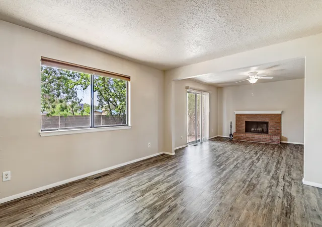 Photo 4 of Single family home for sale at 8546 Yeager Dr NE, Albuquerque, NM 87109 | MLS# 1105571 | Listing updated on 2026-08-30