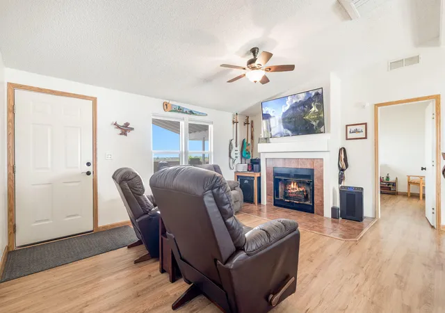 Photo 4 of Single family home for sale at 162 Valle Verde Ave, Moriarty, NM 87035 | MLS# 1105593 | Listing updated on 2026-10-01