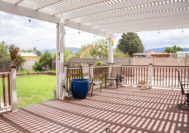 Photo 3 of Single family home for sale at 2430 Palomas Dr Ne, Albuquerque, NM 87110 | MLS# 1105705 | Listing updated on 2026-09-12