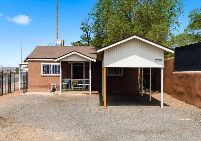 Photo 1 of Single family home for sale at 2201 7th Street Nw, Albuquerque, NM 87102 | MLS# 1105714 | Listing updated on 2026-08-31