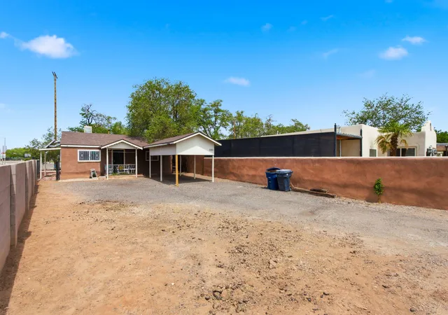 Photo 2 of Single family home for sale at 2201 7th Street Nw, Albuquerque, NM 87102 | MLS# 1105714 | Listing updated on 2026-08-31