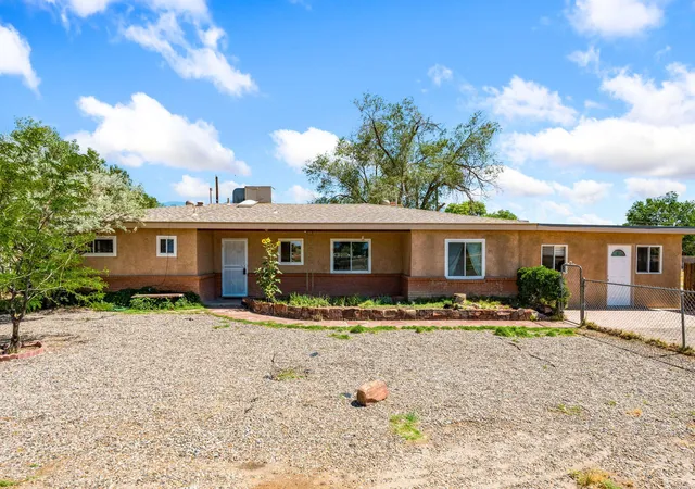 Photo 1 of Sale Pending at 2824 Pajarito Rd Sw, Albuquerque, NM 87105 | MLS# 1105722 | Listing updated on 2026-09-10