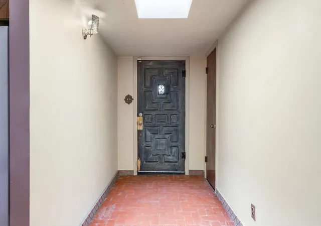 Photo 3 of Sale Pending at 2824 Pajarito Rd SW, Albuquerque, NM 87105 | MLS# 1105722 | Listing updated on 2026-09-10