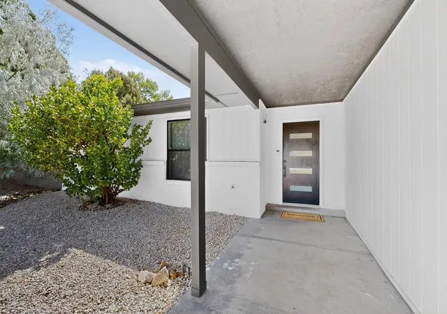 Photo 3 of Single family home for sale at 2704 Palo Alto Dr NE, Albuquerque, NM 87112 | MLS# 1105668 | Listing updated on 2026-09-09