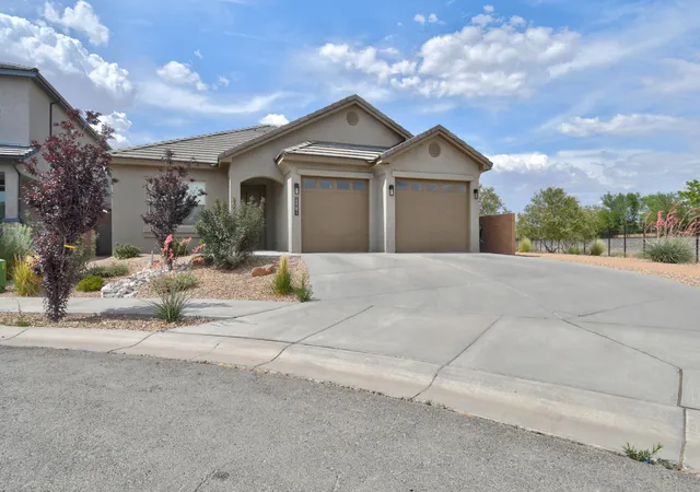 Photo 1 of Single family home for sale at 7701 Majesty Ct Nw, Albuquerque, NM 87107 | MLS# 1105794 | Listing updated on 2026-10-06
