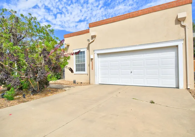 Photo 1 of Single family home for sale at 5607 Bosque Vista Dr Ne, Albuquerque, NM 87111 | MLS# 1105913 | Listing updated on 2026-09-04
