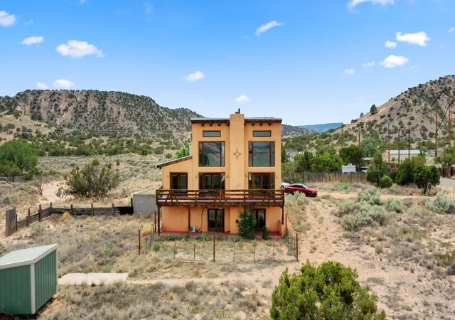 Photo 1 of Single family home for sale at 10 New Mexico State Rd 233, Medanales, NM 87548 | MLS# 1105979 | Listing updated on 2026-10-06