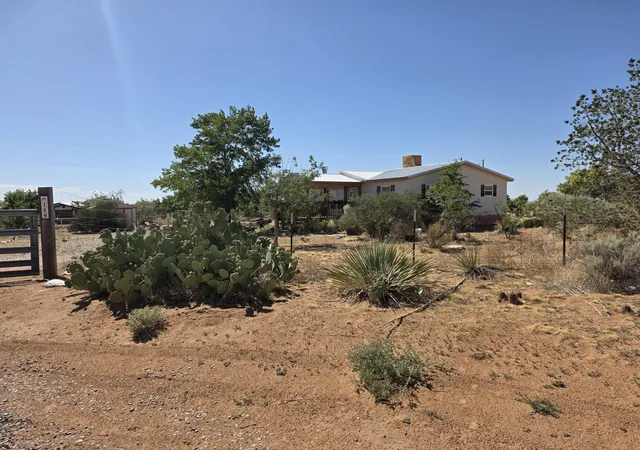 Photo 1 of Sale Pending at 149 Manzano View Rd, Los Lunas, NM 87031 | MLS# 1106042 | Listing updated on 2026-09-10