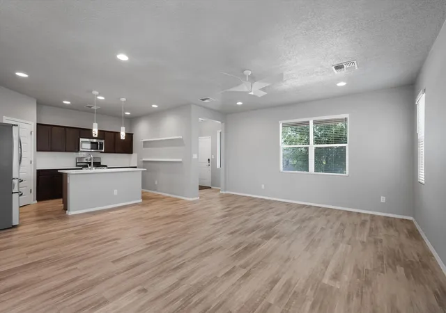 Photo 2 of Sale Pending at 6123 Motherwell Dr Se, Albuquerque, NM 87106 | MLS# 1106100 | Listing updated on 2026-09-10