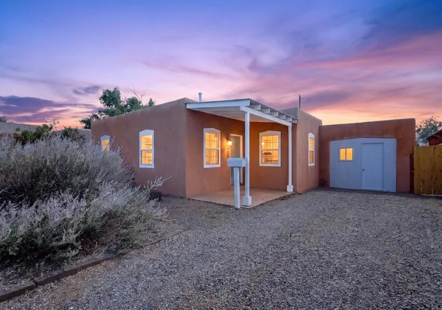 Photo 1 of Single family home for sale at 423 Alcazar St Ne, Albuquerque, NM 87108 | MLS# 1106132 | Listing updated on 2026-09-25