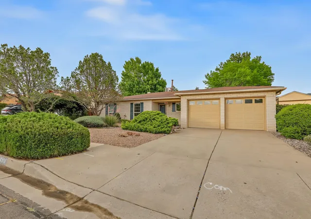 Photo 2 of Single family home for sale at 5316 Van Christopher Dr Ne, Albuquerque, NM 87111 | MLS# 1106196 | Listing updated on 2026-09-20