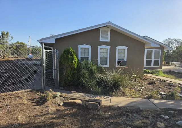 Photo 2 of Single family home for sale at 59 W Willard Rd, Edgewood, NM 87015 | MLS# 1106239 | Listing updated on 2026-09-08