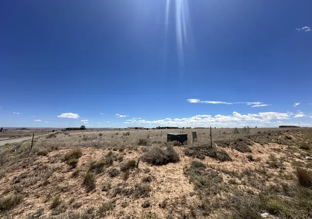 Photo 2 of Sale Pending at 4 Mallow Dr, Moriarty, NM 87035 | MLS# 1106282 | Listing updated on 2026-09-12