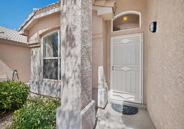 Photo 4 of Single family home for sale at 8608 Blf Springs Dr NE, Albuquerque, NM 87113 | MLS# 1106286 | Listing updated on 2026-09-04