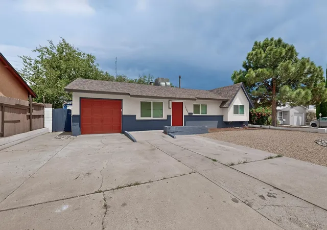 Photo 3 of Sale Pending at 1108 Wade Cir NE, Albuquerque, NM 87112 | MLS# 1106308 | Listing updated on 2026-08-30