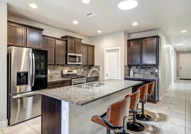 Photo 3 of Single family home for sale at 7713 Majesty Ct Nw, Albuquerque, NM 87107 | MLS# 1106313 | Listing updated on 2026-09-30