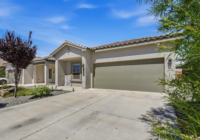 Photo 3 of Sale Pending at 3179 Kunzita St Se, Rio Rancho, NM 87124 | MLS# 1106321 | Listing updated on 2026-09-04