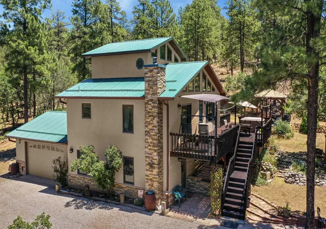 Photo 2 of Single family home for sale at 107 Skyland Blvd, Tijeras, NM 87059 | MLS# 1106333 | Listing updated on 2026-09-11