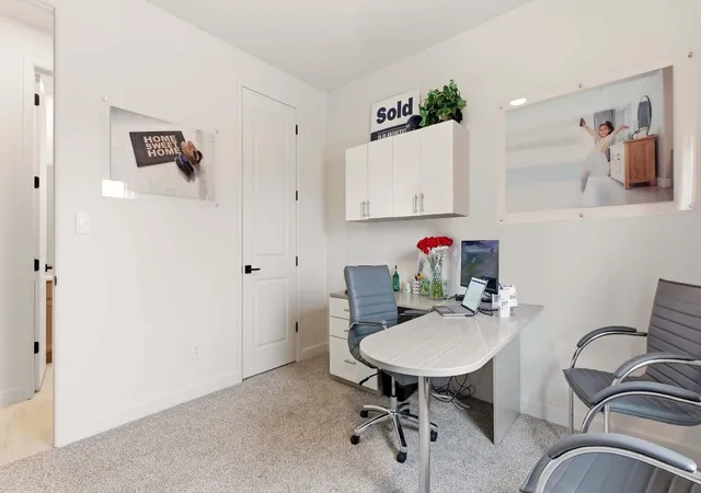 Photo 3 of Sale Pending at 6028 Gilpin Dr Se, Albuquerque, NM 87106 | MLS# 1106342 | Listing updated on 2026-09-11