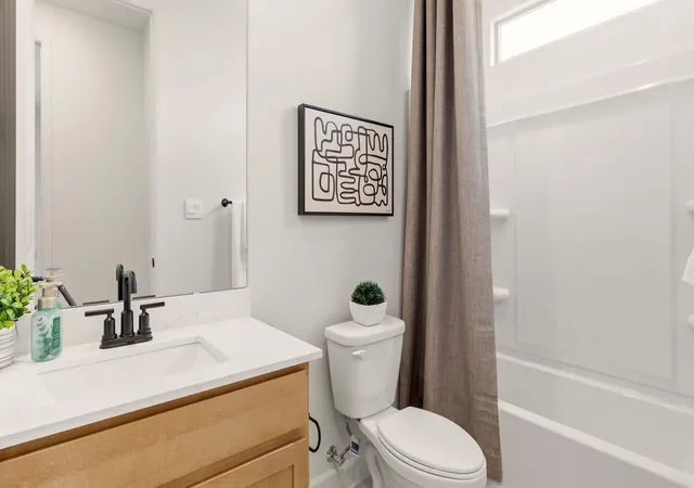 Photo 3 of Sale Pending at 6028 Gilpin Dr SE, Albuquerque, NM 87106 | MLS# 1106342 | Listing updated on 2026-09-11