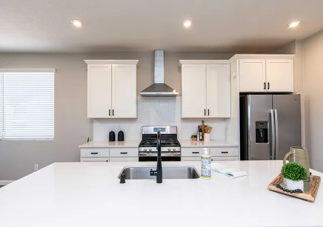 Photo 3 of Single family home for sale at 3305 Wolf Tail Loop Ne, Rio Rancho, NM 87144 | MLS# 1106353 | Listing updated on 2026-09-10