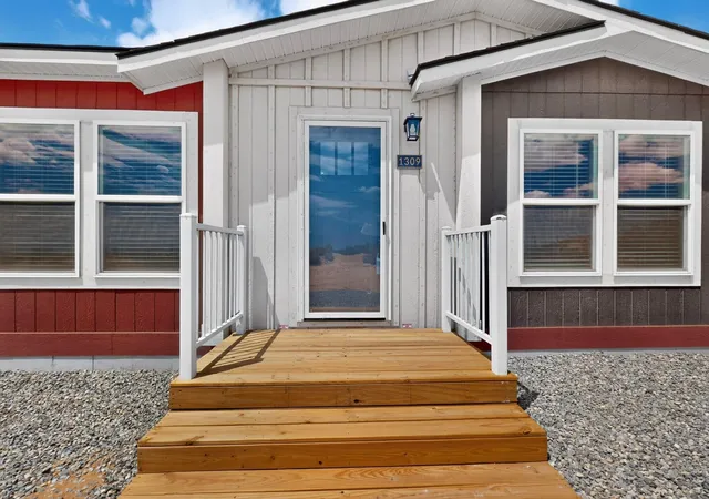 Photo 2 of Manufactured home for sale at 1309 11th Street Sw, Rio Rancho, NM 87124 | MLS# 1106354 | Listing updated on 2026-09-04