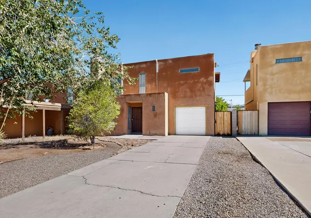 Photo 2 of Sale Pending at 9007 Hendrix Rd Ne, Albuquerque, NM 87111 | MLS# 1106401 | Listing updated on 2026-09-26