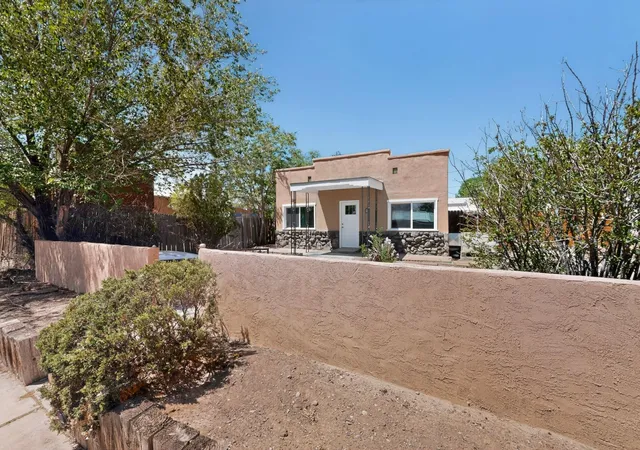 Photo 3 of Single family home for sale at 1007 21st Street NW, Albuquerque, NM 87104 | MLS# 1106408 | Listing updated on 2026-09-07