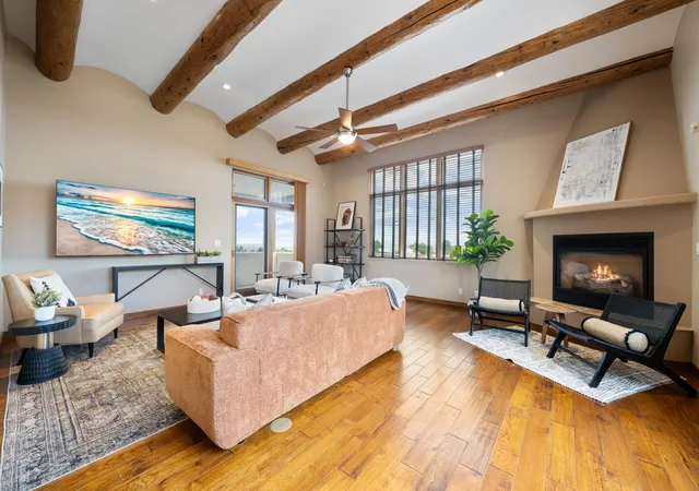 Photo 2 of Single family home for sale at 10901 Elena Dr Ne, Albuquerque, NM 87122 | MLS# 1106427 | Listing updated on 2026-09-18