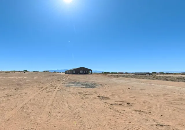 Photo 3 of Single family home for sale at 201 1st Street Se, Rio Rancho, NM 87124 | MLS# 1106494 | Listing updated on 2026-09-04