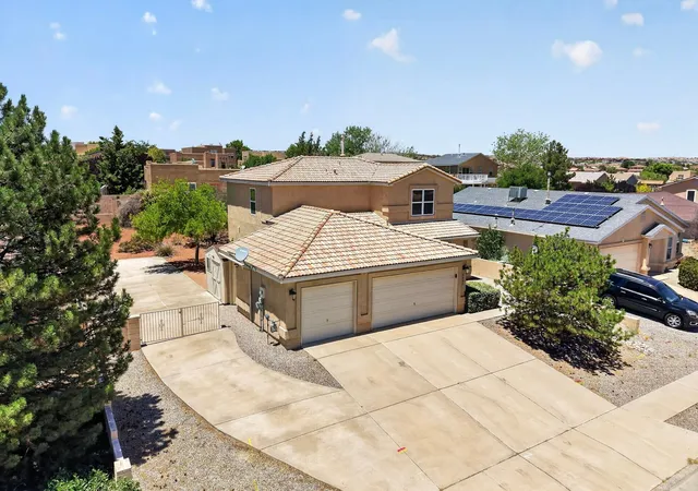Photo 4 of Single family home for sale at 5005 Mira Vista Dr NE, Rio Rancho, NM 87144 | MLS# 1106495 | Listing updated on 2026-09-02