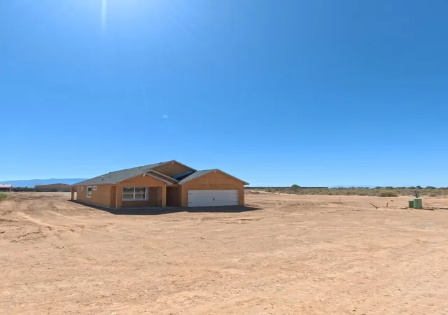 Photo 3 of Single family home for sale at 306 1st Street Se, Rio Rancho, NM 87124 | MLS# 1106513 | Listing updated on 2026-09-04