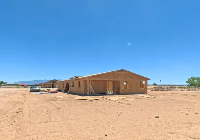 Photo 3 of Single family home for sale at 307 1st Street Se, Rio Rancho, NM 87124 | MLS# 1106520 | Listing updated on 2026-09-04