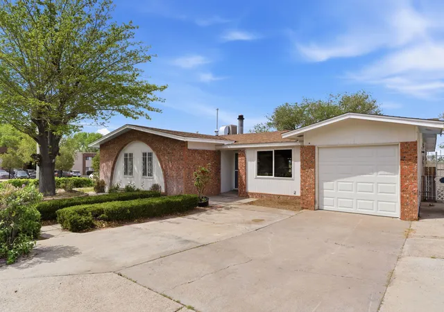 Photo 3 of Single family home for sale at 1201 Willys Knight Dr Ne, Albuquerque, NM 87112 | MLS# 1106529 | Listing updated on 2026-09-08