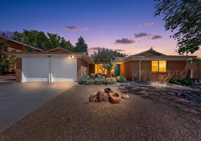 Photo 1 of Single family home for sale at 12200 Manitoba Dr Ne, Albuquerque, NM 87111 | MLS# 1106540 | Listing updated on 2026-09-14