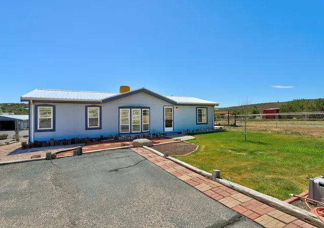 Manufactured home for sale at 16 Stagecoach Jct Rd, Sandia Park, NM 87047 | MLS# 1106585