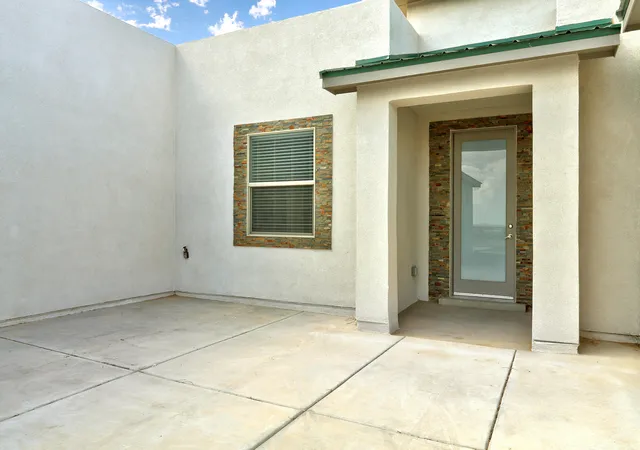 Photo 3 of Single family home for sale at 509 12th Avenue SE, Rio Rancho, NM 87124 | MLS# 1106663 | Listing updated on 2026-09-02