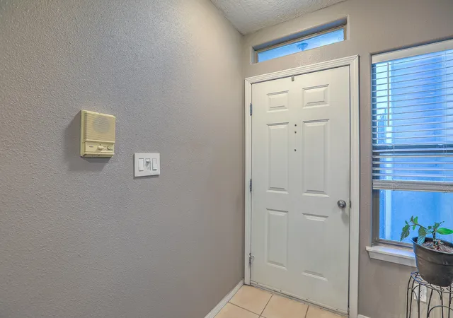 Photo 4 of Sale Pending at 4211 Pitt St NE #7, Albuquerque, NM 87111 | MLS# 1106670 | Listing updated on 2026-09-02