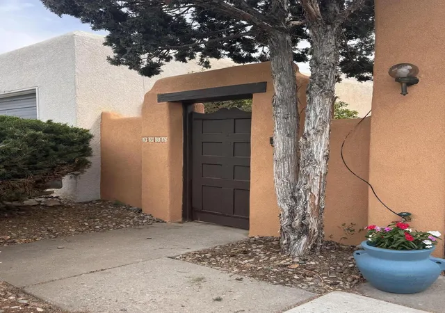 Photo 2 of Sale Pending at 9936 Osuna Rd Ne, Albuquerque, NM 87111 | MLS# 1106728 | Listing updated on 2026-09-12