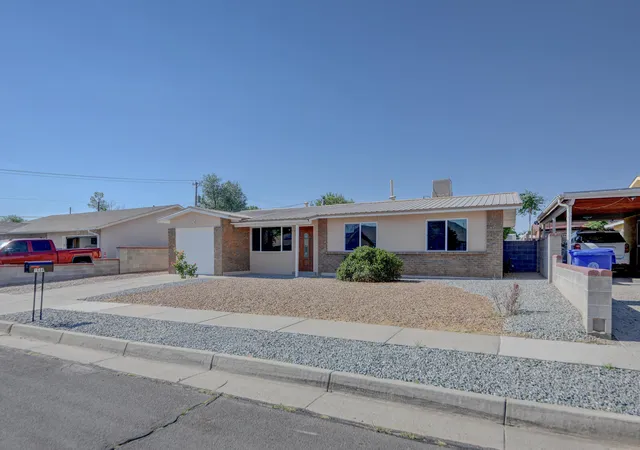 Photo 3 of Sale Pending at 1444 Loma Hermosa Ct Nw, Albuquerque, NM 87105 | MLS# 1106731 | Listing updated on 2026-09-05