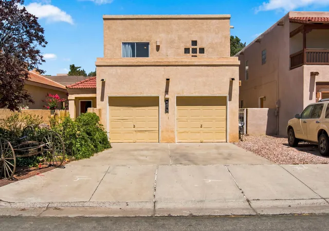 Photo 2 of Single family home for sale at 5313 La Colonia Dr Nw, Albuquerque, NM 87120 | MLS# 1106740 | Listing updated on 2026-09-22