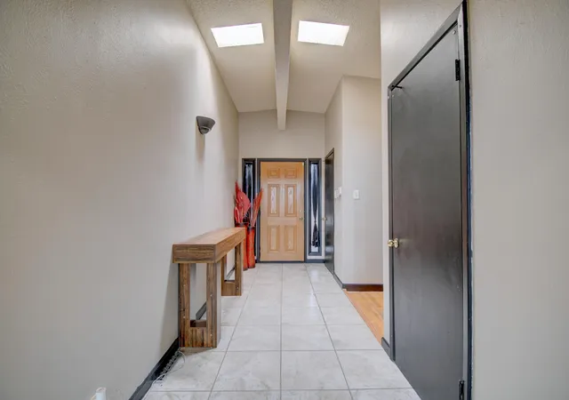 Photo 4 of Sale Pending at 9730 Golf Crse Rd NW, Albuquerque, NM 87114 | MLS# 1106773 | Listing updated on 2026-09-29