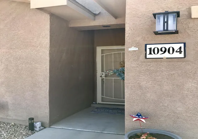 Photo 3 of Single family home for sale at 10904 Del Carmen St Nw, Albuquerque, NM 87114 | MLS# 1106904 | Listing updated on 2026-09-04