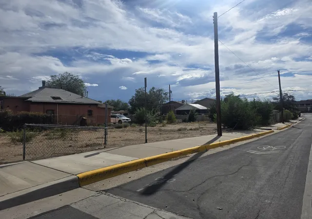 Photo 1 of Land for sale at 903 Broadway Blvd Se, Albuquerque, NM 87102 | MLS# 1106919 | Listing updated on 2026-08-31