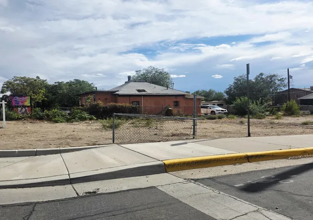 Photo 2 of Land for sale at 903 Broadway Blvd Se, Albuquerque, NM 87102 | MLS# 1106919 | Listing updated on 2026-08-31