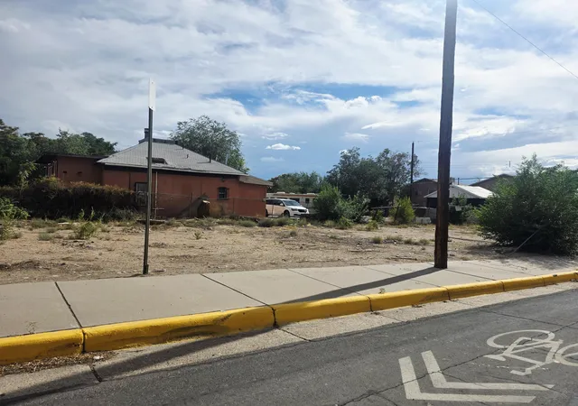 Photo 2 of Land for sale at 903 Broadway Blvd SE, Albuquerque, NM 87102 | MLS# 1106919 | Listing updated on 2026-08-31