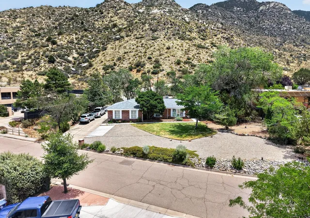 Photo 1 of Single family home for sale at 4600 Sunset Cyn Pl Ne, Albuquerque, NM 87111 | MLS# 1106899 | Listing updated on 2026-09-16