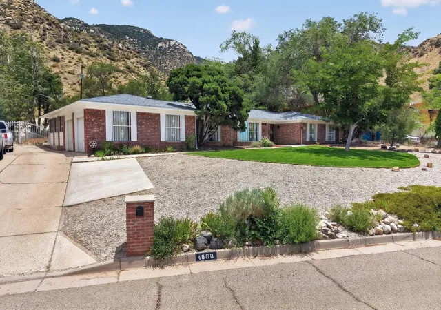 Photo 3 of Single family home for sale at 4600 Sunset Cyn Pl Ne, Albuquerque, NM 87111 | MLS# 1106899 | Listing updated on 2026-09-16