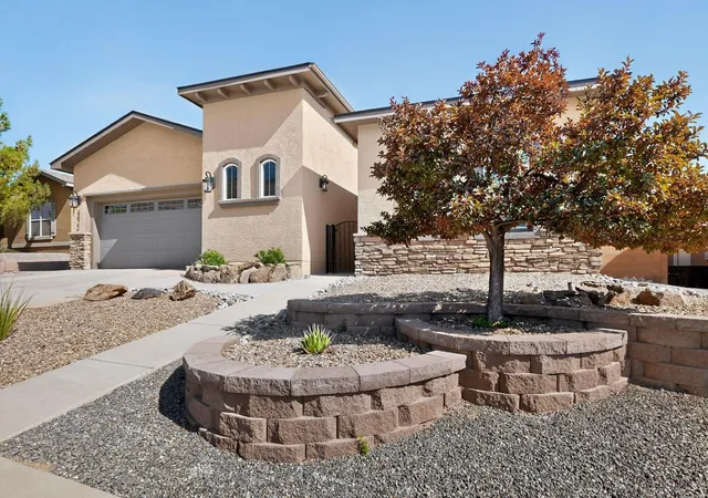 Photo 3 of Sale Pending at 4200 Palo Verde Ct Sw, Los Lunas, NM 87031 | MLS# 1106843 | Listing updated on 2026-09-04